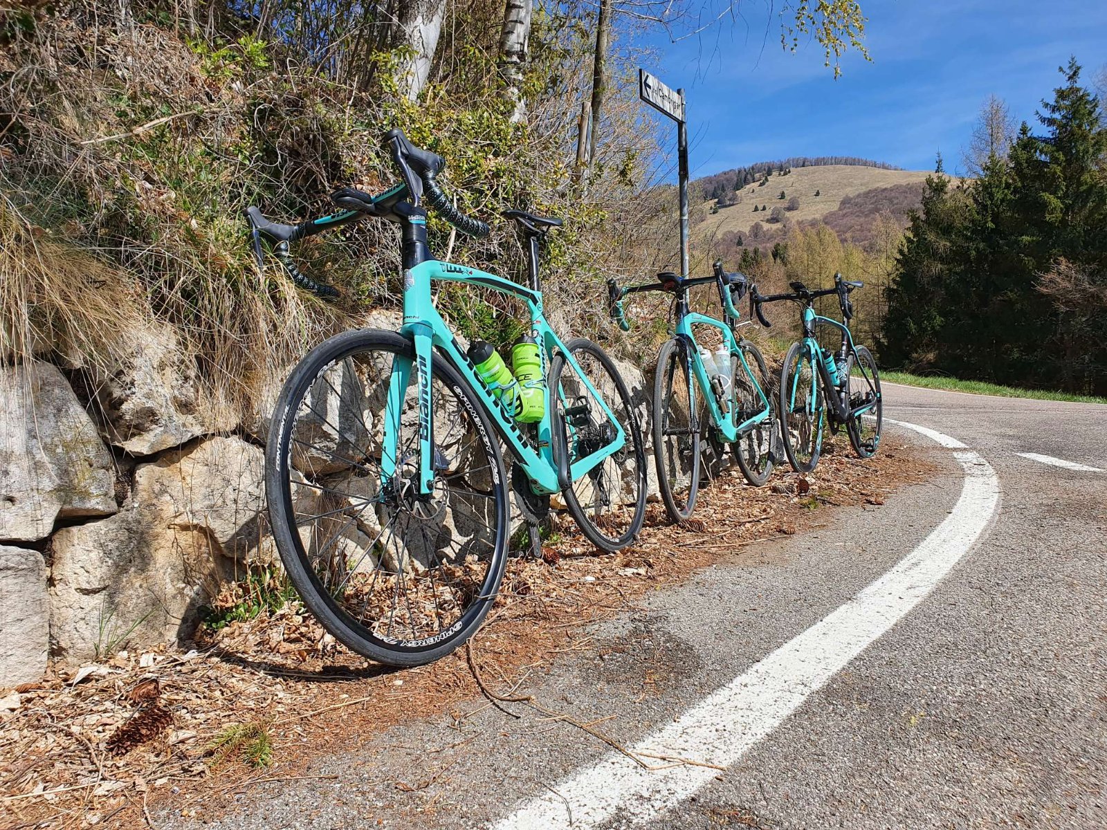 3 Bianchi klar til dagens opstigning